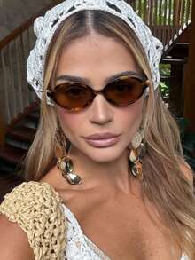 一副椭圆形复古玳瑁纹女士时尚眼镜，适合所有季节，可搭配各种服饰和配饰 - 豹紋 - 查看 2