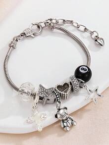 1 件黑色 8 号台球手链、1 件夜光十字架手链、1 件复古街头风格星形手链、1 件复古迷你熊心星形手链 - 彩色 - 查看 2