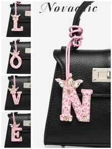 1 件手工串珠包饰物，独特字母设计，特别礼物，适合日常包包搭配（仅饰物，不含包） - 粉色 - 查看 3