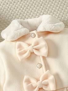 1 pieza Abrigo con cuello de lazo decorado con perlas falsas y puños de peluche para niñas, lindo y elegante, adecuado para otoño/invierno