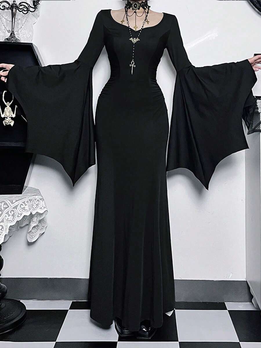 Women's Fitted Black Bodycon Maxi Dress With Flared Long Sleeves For Party And Elegant Occasions