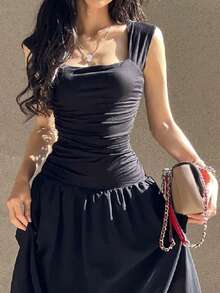 女士优雅细肩带连衣裙，性感褶皱修身纯色梭织面料夏季连衣裙