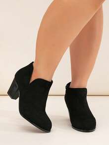宽楦女式纯色尖头粗跟高跟侧拉链踝靴，秋冬季户外通勤仿麂皮短靴 - 黑色 - 查看 9