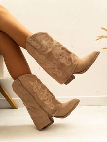 VIKIVIKI SHOES, High-Top Cowboy Boots Crafted From Suede With Embroidered Details. They Feature A Mid-Height, Wide Heel For Added Stability And A Sturdy Sole, Perfect For Everyday Wear. A Comfortable And Versatile Design, Perfect For Pairing With Skinny Jeans, Bohemian Dresses, Or Midi Skirts. Estimated Delivery: 1-3 Business Days (Mainland). - YY-103 - 查看 1