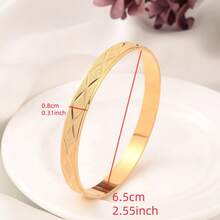 Set de 4 brazaletes de estilo africano de Dubai con acabado mate en color dorado, joyería de lujo para fiestas, regalo de boda para la novia saudí - Amarillo Oro - Ver 4