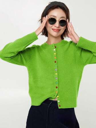 舒适时尚的纽扣前开衫，多种颜色可选，2025 秋冬季