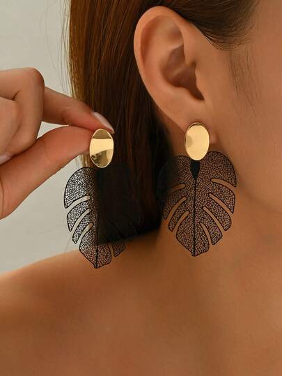 1 对复古时尚百搭叶子镂空金属耳环，适合日常佩戴