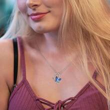 Women Pendant Necklaces