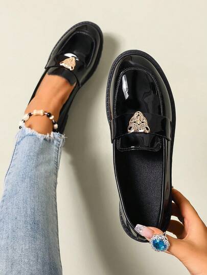 Black Leather Loafers For Women, Chunky Heel, Slip-On, Metal Buckle Decor, Glossy Finish, Casual Shoes, Suitable For Spring, Autumn, All Seasons