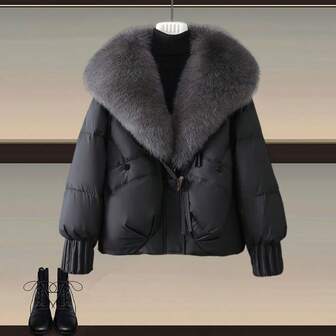 女士优雅羽绒服外套，黑色梭织面料，长袖，常规下摆，带人造毛皮瀑布领和口袋，毛领夹棉外套，冬季