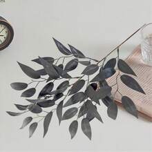 1/3 pièces Feuilles d'eucalyptus artificielles, tiges d'eucalyptus en plastique noir, branches de feuilles artificielles pour la décoration de la maison, la décoration extérieure d'automne, les bouquets de mariage, Thanksgiving, Halloween, la décoration noire