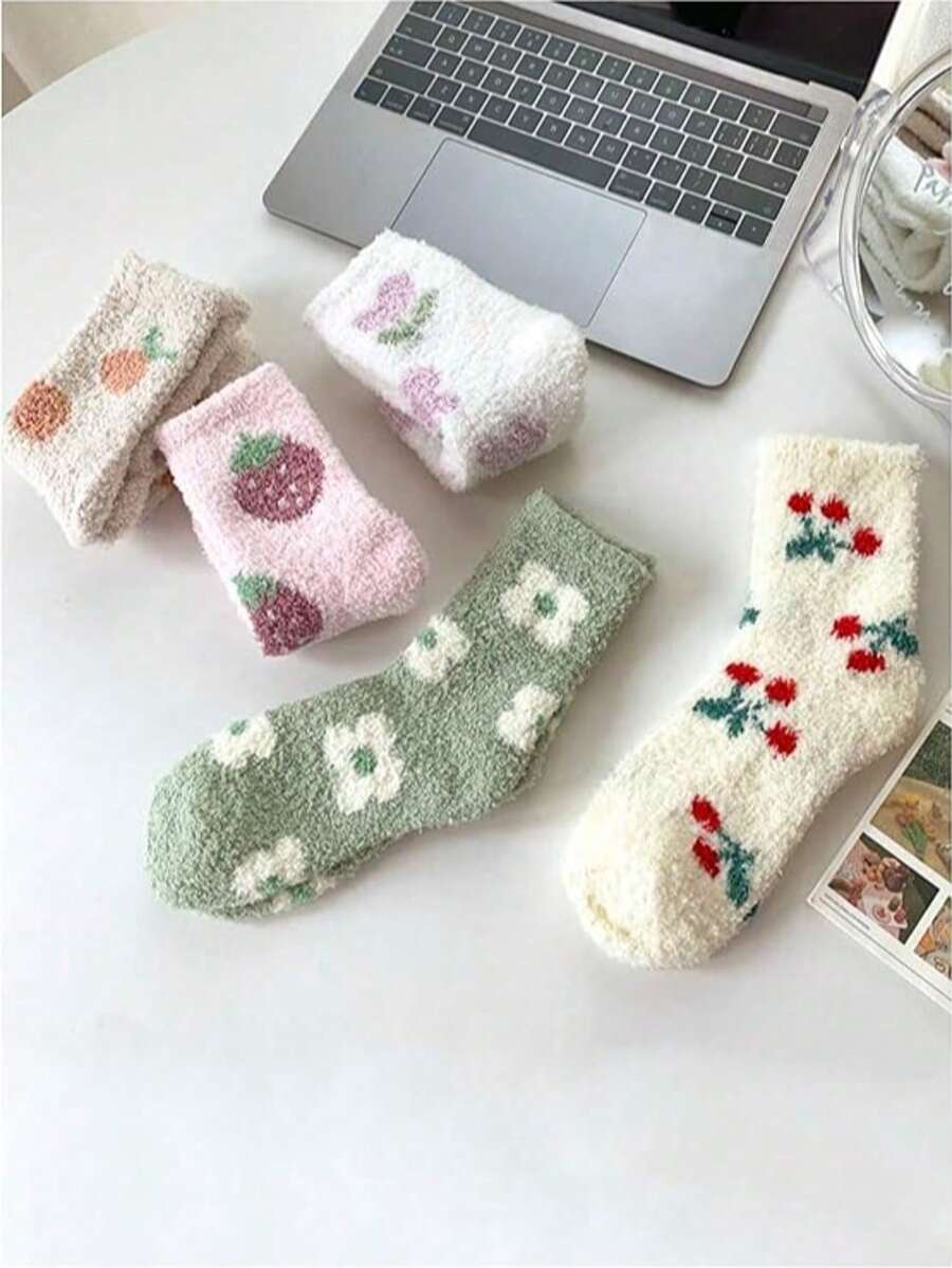 5 Paar Damen Kirsch Frucht Plüsch Socken, Winter warme Hausschuhe, bequeme Haussocken zum Schlafen