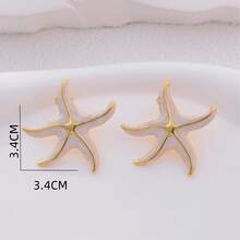 1 par de pendientes florales dorados de acero inoxidable chapado elegantes y de moda