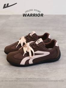 Nuevos zapatos deportivos casuales para mujer de la serie Warrior 2025 Otoño, color rosa, de corte bajo con cordones, parte superior transpirable, suela blanda, estilo de zapatillas de carreras de campus, adecuados para deportes al aire libre en otoño