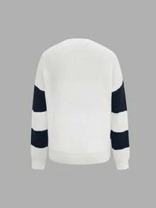 كنزة صوفية رياضية كاجوال للنساء بياقة طاقم وأكمام قصيرة، بتصميم فضفاض مع خطوط متباينة داكنة وفاتحة وطبعات حرفية، مناسبة للجري والمشي الصباحي في فصلي الخريف والشتاء