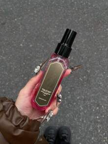 رذاذ عطر فاخر سعة 100 مل، معطر هواء طويل الأمد، رائحة نخبوية، بديل ميسور التكلفة للعلامات التجارية الكبرى، ضروري للعطلات، مناسب لأي سيناريو، مناسب للاستخدام اليومي، 3 روائح للاختيار من بينها، منتج عالي الجودة، خيار ممتاز للهدايا