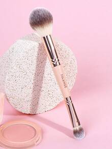 MAANGE 1支/2支装超柔软专业双头化妆刷，柔软纤维材质，便携旅行装，适用于散粉、腮红、遮瑕、眼影、细节修饰等多种用途，亲肤材质，居家或户外均可使用，是馈赠亲友的理想之选。包含粉底刷、遮瑕刷、腮红刷、修容刷、古铜粉刷、散粉刷、粉底刷、腮红刷等多种功能，也是赠品。 - 杏色 - 查看 12