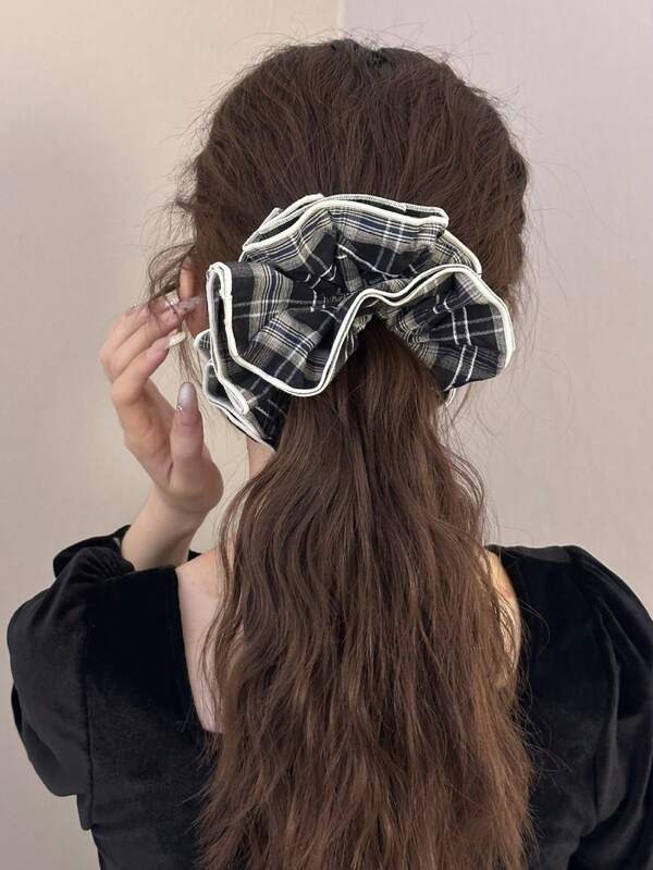 1 pièce/3 pièces Lien de cheveux à carreaux rétro style université double couche de 16 cm, lien de cheveux style rétro polo, accessoire de cheveux pour l'arrière de la tête des femmes, style polyvalent, convient pour les couleurs sombres en automne et en hiver, fêtes, à la maison, cadeaux de vacances, cadeaux de remise des diplômes, convient pour porter dans diverses scènes, porte-queue de cheval, élastiques à cheveux, bandes en caoutchouc pour cheveux, chouchous, cordes à cheveux