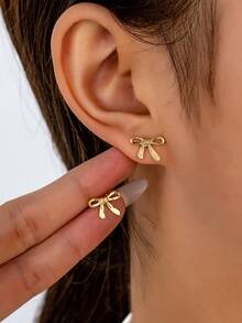 1 Pair Bow Stud Earrings, Suitable For Daily Wear And Parties