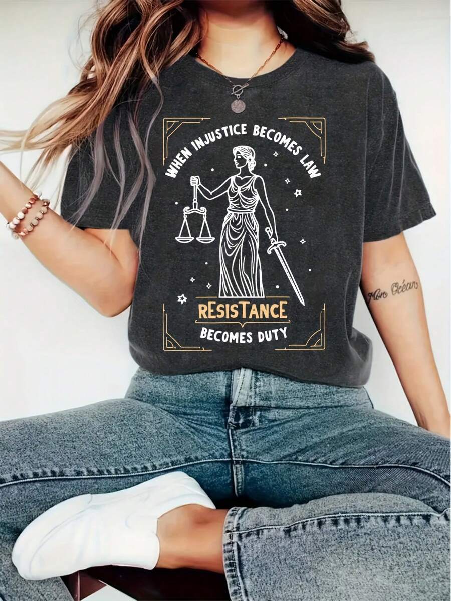[ T Shirt] Black & Golden  T-Shirt |   Women's "When  Becomes Law Resistance Becomes Duty" Lady Justice Graphic Print, Casual Round Neck Tee, Medium Stretch Spring Summer Top, Affordable Women's Rights Apparel - 深灰色 - 查看 1