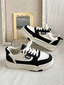 2025 New German Style Black & White Patchwork Women's Shoes, Thick Sole Platform Casual Sneakers, Breathable Color Block Versatile, Lightweight Outdoor Daily Commute Sports Shoes - Black - View 5