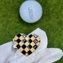 心形 + 泰迪熊设计磁性帽夹高尔夫球标记 - 易于使用的高尔夫配件，用于在果岭上标记球，是送给高尔夫球手的礼物