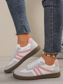 Zapatos Y2K, Zapatos deportivos casuales de mujer de suela blanda y antideslizante, de patchwork blanco y rosa, ligeros, zapatillas de skate para estudiantes, nuevos zapatos casuales y versátiles para exteriores con cordones a rayas y puntera redonda, zapatillas deportivas rosas, zapatillas chunky