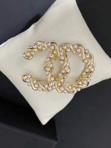 1pc Fashionable Luxury Letter Faux Pearl Brooch, Suitable For Women Occasions - Gold - View 1