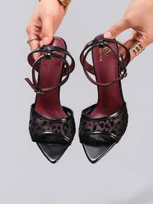 Giày sandal cao gót màu đen phối ren, kiểu dáng thanh lịch, gợi cảm, mũi nhọn, quai ngang mắt cá chân, hở mũi, thích hợp cho trang phục mùa xuân hè. - màu đen - Xem 6
