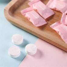 10pcs/50pcs/100pcs Disposable Compressed Face Towels, Skincare Products, Living Room, Bedroom, Bathroom Home Decor, Travel Supplies, Wedding, Party, Birthday, Men's Gift, Dad, Mom, Friend, New Year, Accessories, Fun Gift Accessories - Pink - View 8
