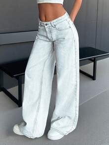 Women's Casual Light Wash Wide Leg Denim Jeans With Button And Zipper Details, Long Non-Stretch Straight Leg Style For Everyday Wear - White - View 3