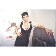 Supreme X Julia Fox SS22 Poster 24x16 Inches (SS22-SJFP) - 彩色 - 查看 1