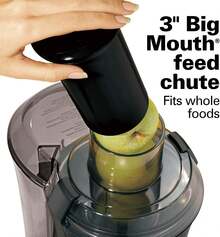 Extractor de jugos Hamilton Beach Big Mouth  67601 color negro con accesorios potente motor de 800 watts, caben frutas enteras, fácil de lavar y usar - Tipo de Enchufe A USA (110-127V) - Ver 6