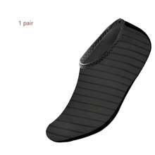 1 Paio di scarpe da acqua essenziali per spiaggia per uomo e donna, calzini acquatici ad asciugatura rapida per nuoto, barca, pesca, yoga, acquagym, taglia piccola, si consiglia di ordinare 2 taglie in più