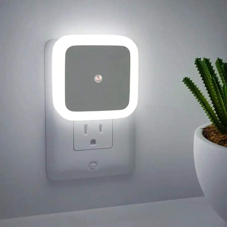 4 luces nocturnas inteligentes - Con sensor de anochecer a amanecer - Se encienden y apagan automáticamente para el dormitorio, el baño, el pasillo, la cocina - Blanco - Ver 1