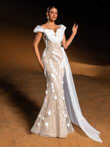 Faeriesty Haute Glamour Elegant Sparkly Beaded Evening Gown With Floral Appliques & Sequin Details – Sleeveless Sweetheart Neckline, Fitted Mermaid Silhouette, Ethereal Tulle Overlay For Formal Galas & Weddings For Women