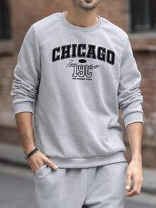 Sudadera de cuello redondo con gráfico de letras estilo retro americano para hombres, estampado de la letra Chicago, ropa casual de calle, otoño/invierno, parte superior de manga larga - Burdeos - Ver 2
