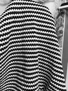 女士加大码华夫格条纹长袖圆领休闲宽松套头卫衣，带抽绳腰带，适合秋冬季穿着，黑色春季款 - 黑色 - 查看 3