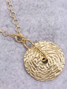 1 Pc Bohemian-Style Fashionable Statement Necklace With Multi-Layered Rings Textured Circular Metal Chain, Suitable For Women's Daily Wear And As Halloween Christmas Gifts