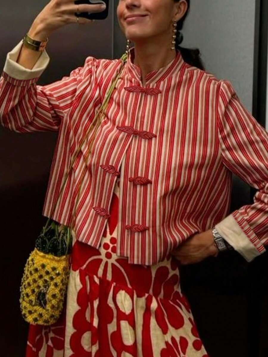 新款优雅条纹中式琵琶扣红白条纹长袖衬衫，适合感恩节、圣诞节、新年、节日、度假、日常穿着，春季皆宜。 - 紅杏 - 查看 1