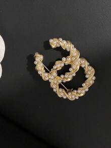 1pc Fashionable Luxury Letter Faux Pearl Brooch, Suitable For Women Occasions - Gold - View 3