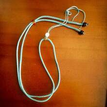 超声波狗哨 - 超声波可调音调宠物训练工具，带钥匙扣，无需电池（银色）