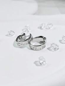 1 Cặp khuyên tai vòng kim loại hình chữ cái Saturn thời trang, thiết kế tối giản, dành cho cả nam và nữ, món quà tuyệt vời cho bạn gái vào ngày lễ tình nhân - Nhiều màu - Xem 9