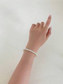 1pc Asymmetrical Faux Pearl Bracelet - Minimalist Women's Adjustable Jewelry For Banquets, Dates & Daily Wear, Elegant Personalized Gift - 銀色 - 查看 6