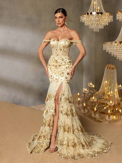 Faeriesty 这款优雅的露肩晚礼服采用精致的金色刺绣、美人鱼廓形和收腰设计，适合出席黑领结晚宴、婚礼、慈善舞会、颁奖典礼和其他奢华的正式活动。