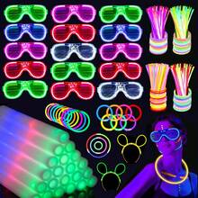 238PCS Vật dụng tiệc phát sáng trong bóng tối, 16PCS Que phát sáng bằng bọt, 16PCS Kính đèn LED, 6PCS Giá đỡ băng đô tai thỏ, 200PCS Vòng tay que phát sáng, Quà tặng tiệc neon cho sinh nhật, đám cưới, Giáng sinh, Halloween, Trang trí Halloween - Nhiều màu - Xem 1