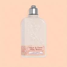 L'Occitane Loción brillante con aroma a flor de cerezo, apta para uso diario - Sakura - Ver 1