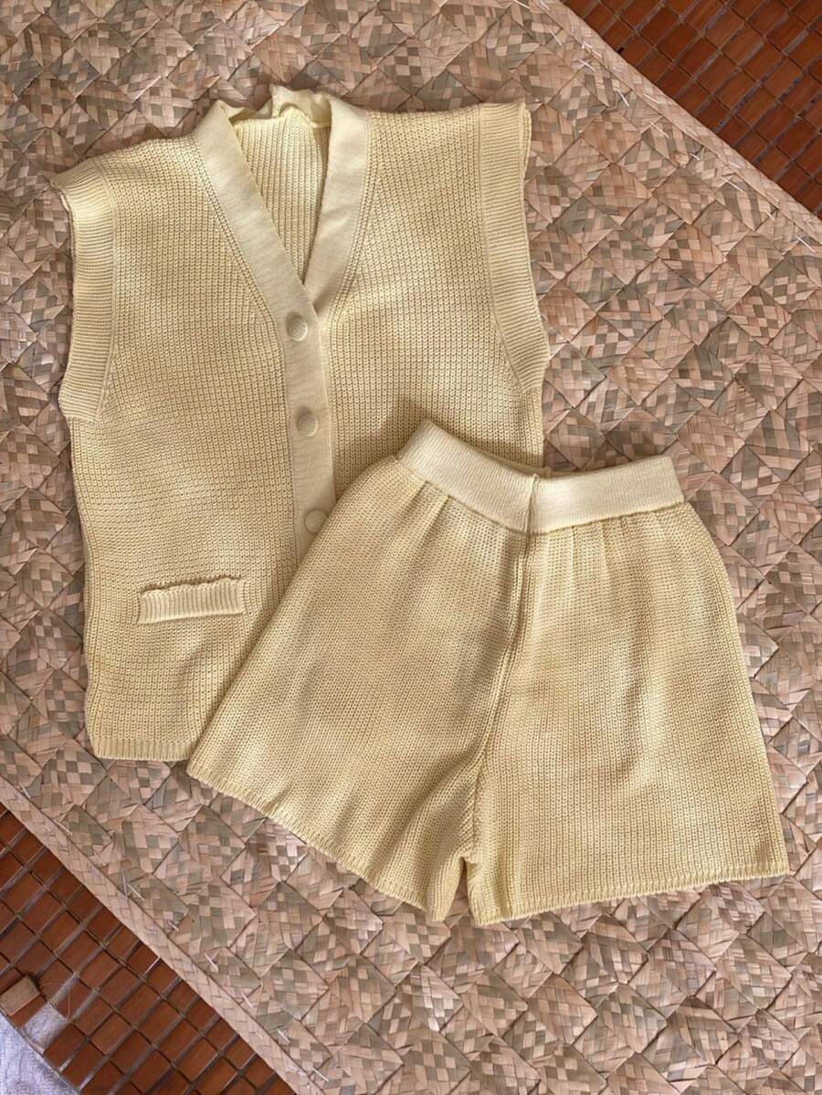 Women's Knit Set Shorts And Maxi Vest With Buttons Shirt Blouse Women's Fashion Summer Comfortable New 2025 - Vàng nhạt - Xem 1