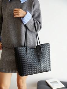 1 Solid-Color Woven Embossed Women's Shoulder Bag Premium-Feel Large Tote Bag, Lightweight Yet Spacious For Commuting. Multi-Compartment Design For Easy Organization. Suitable For Women, College Students, Office Professionals, And Career Women For Daily Commuting, Shopping, Outings, Gatherings, Work, And Leisure. - Black - View 4