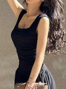 女士优雅细肩带连衣裙，性感褶皱修身纯色梭织面料夏季连衣裙